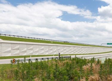 retaining wall and merge rampway at PGBT